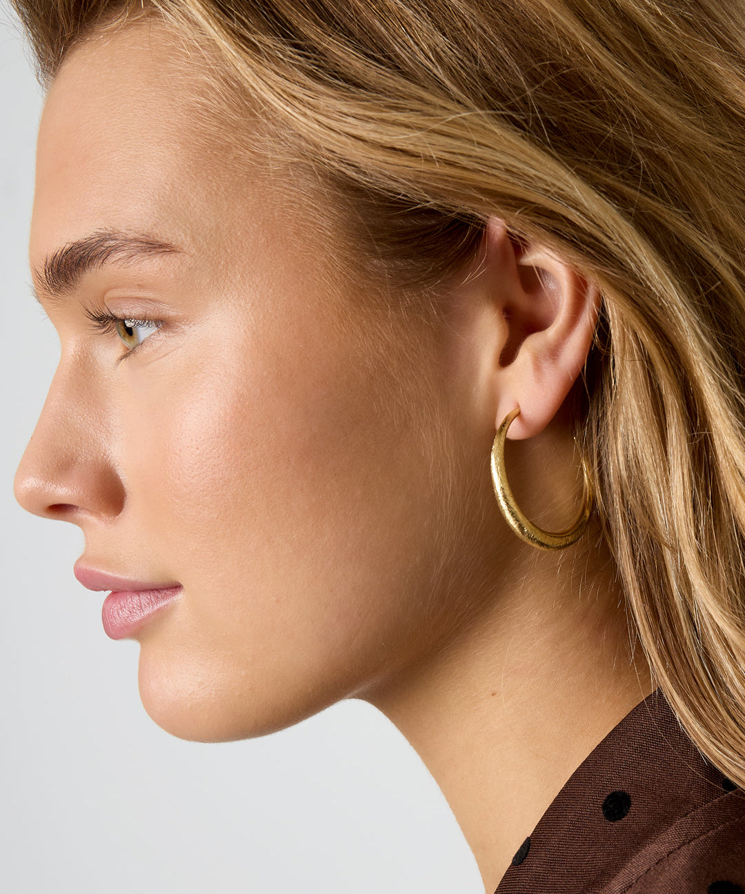 Silver Soft Curve Hoop Earrings - Fluid Minimalist Design - Silver Tone