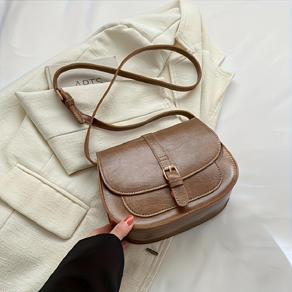 Classic Saddle Crossbody Bag