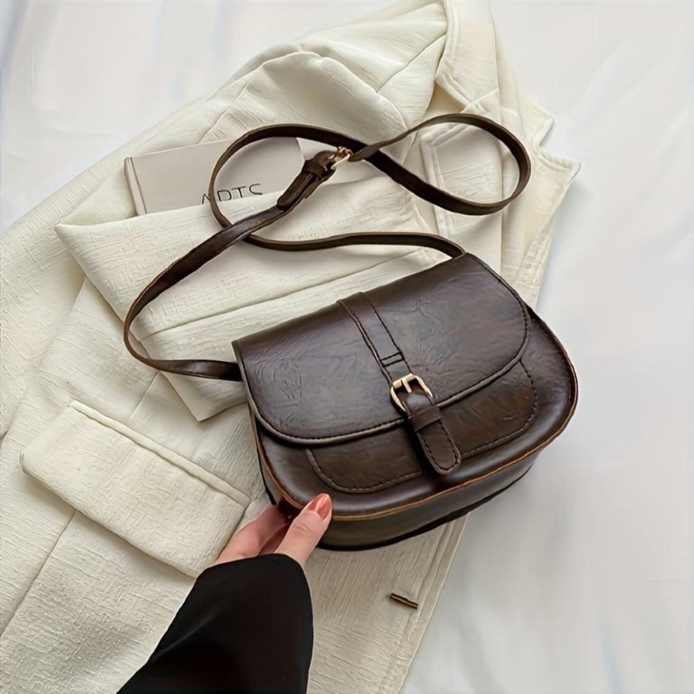 Classic Saddle Crossbody Bag
