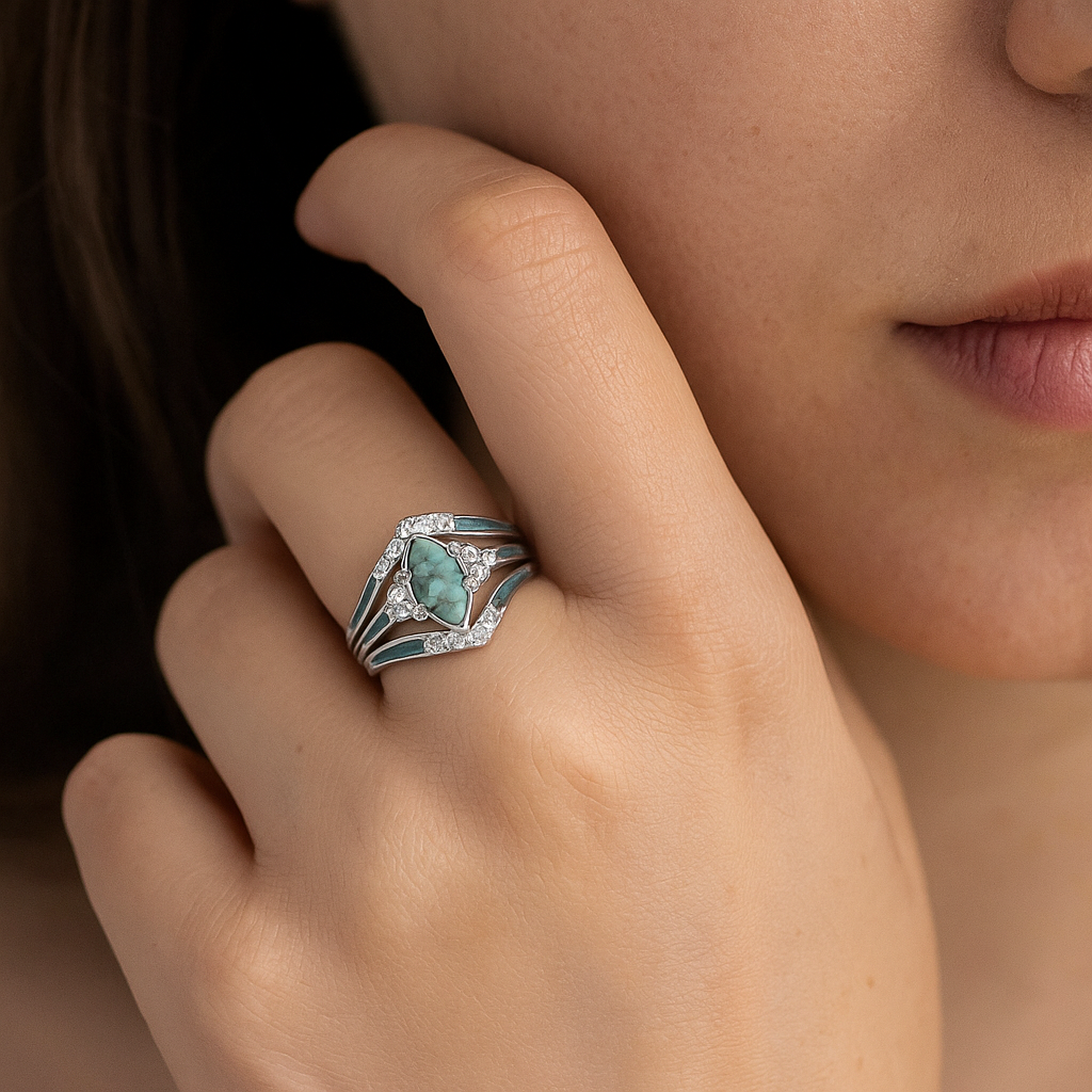 Retractable Silver Ring with Natural Turquoise and Crystals