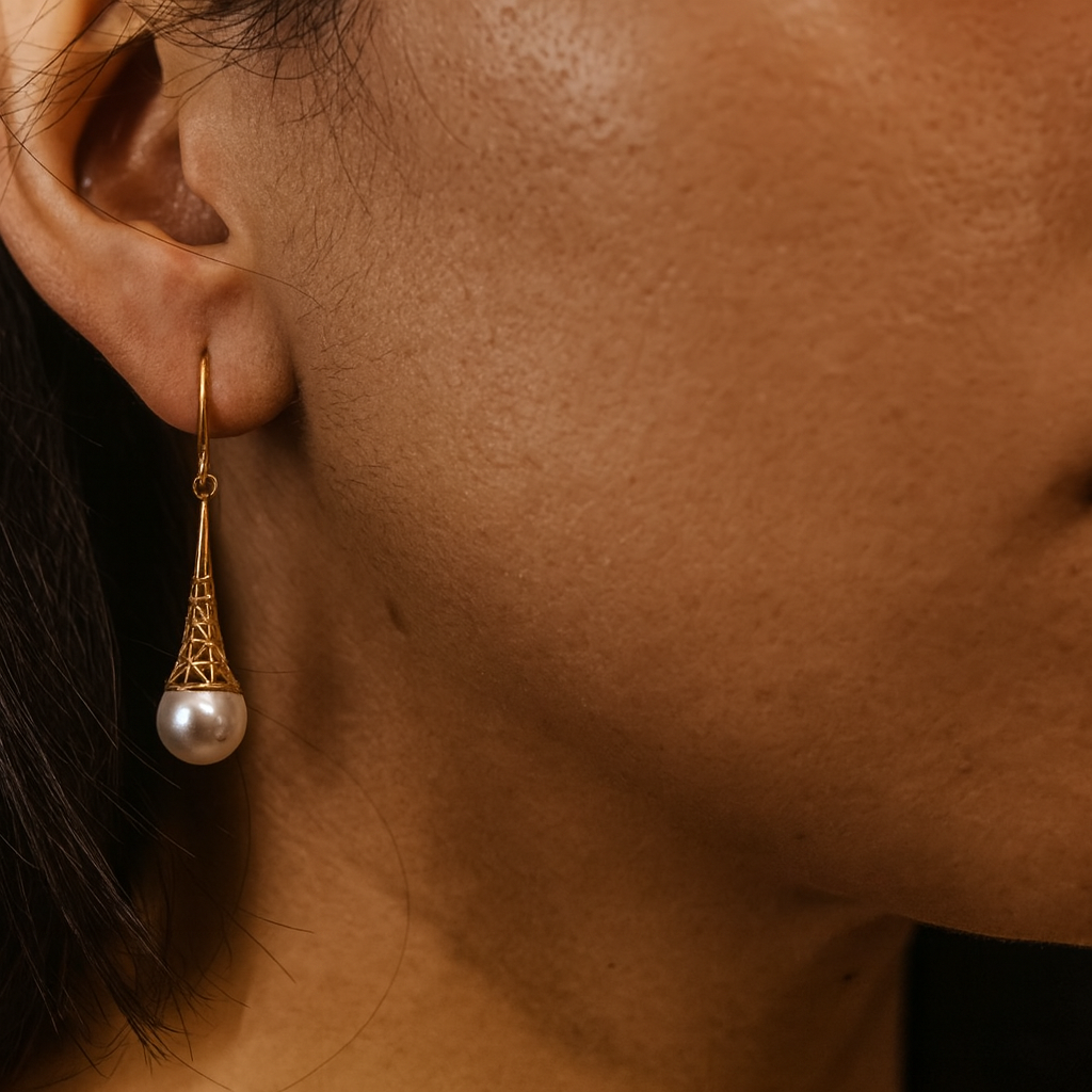 Vintage Style Gold Pearl Earrings with Dangling Drop Design