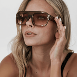 Women’s Resort-Style Sunglasses – Caramel Frame with Toffee-Tinted Lenses