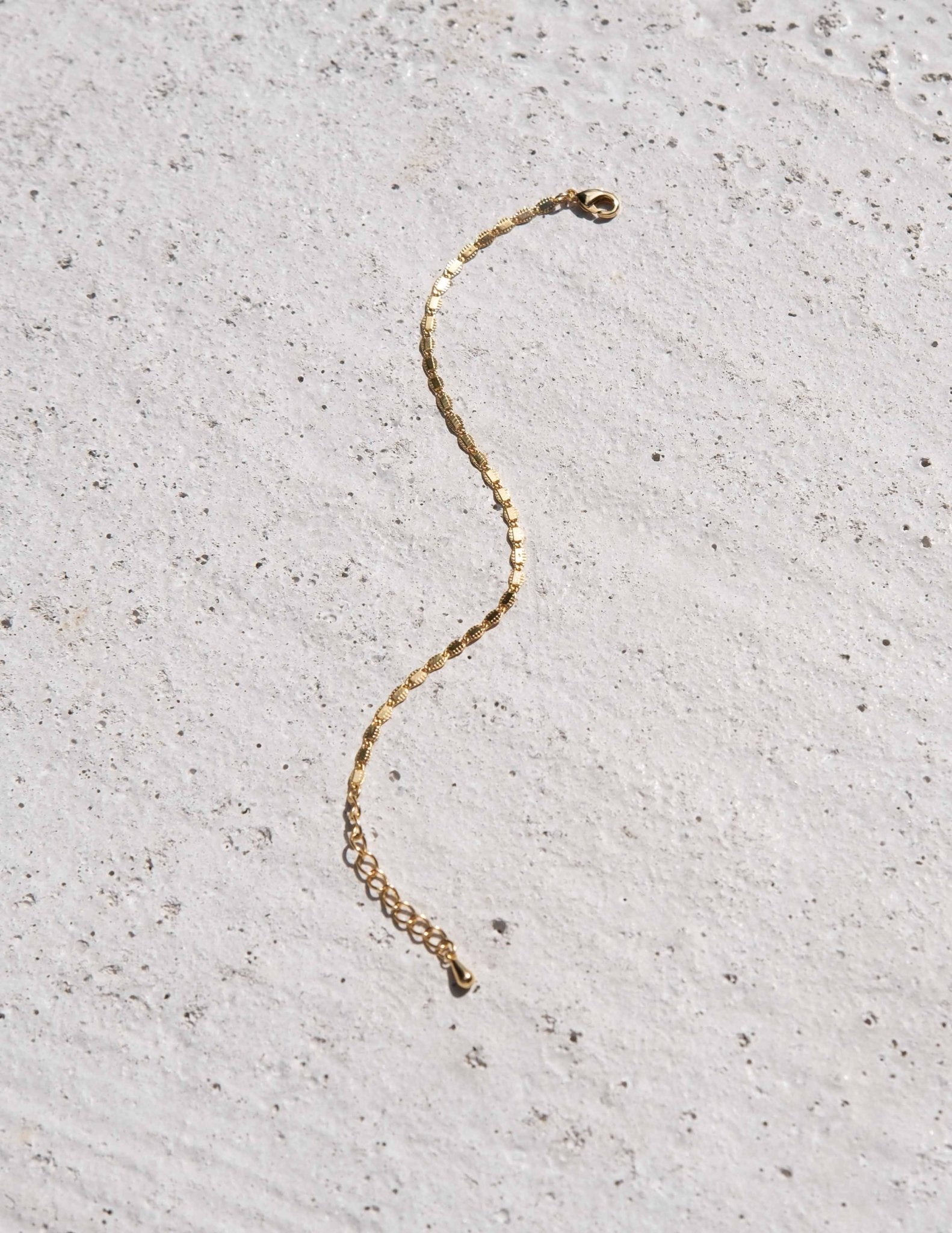 Gold Bracelet with Textured Oval Links and Adjustable Chain